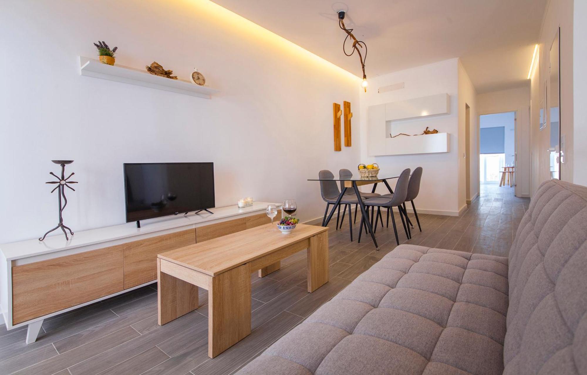 B38 - Tamar & Patio Apartment Lagos Exterior photo